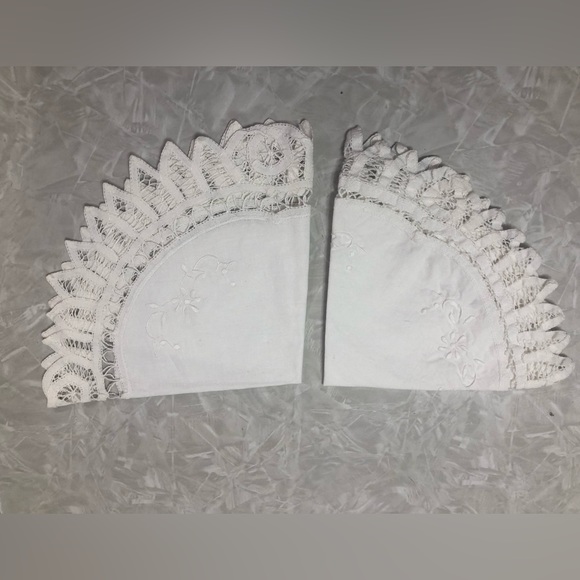 Dining Vintage Linen Two Placemats Doily See Pics For Measurements